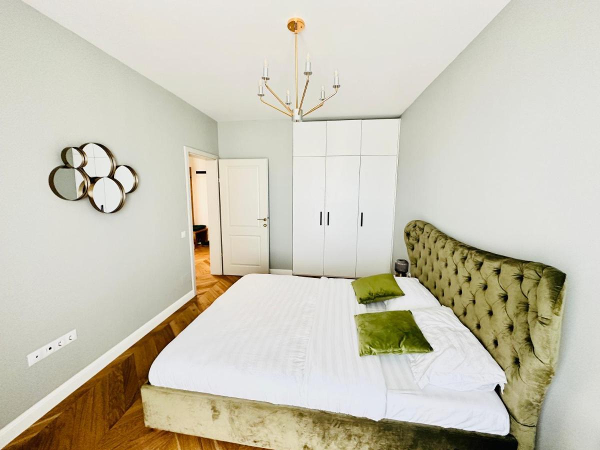 Bel Dom - The Park, Luxury 2 Rooms Apartment With Panorama คลูจ-นาโปกา ภายนอก รูปภาพ