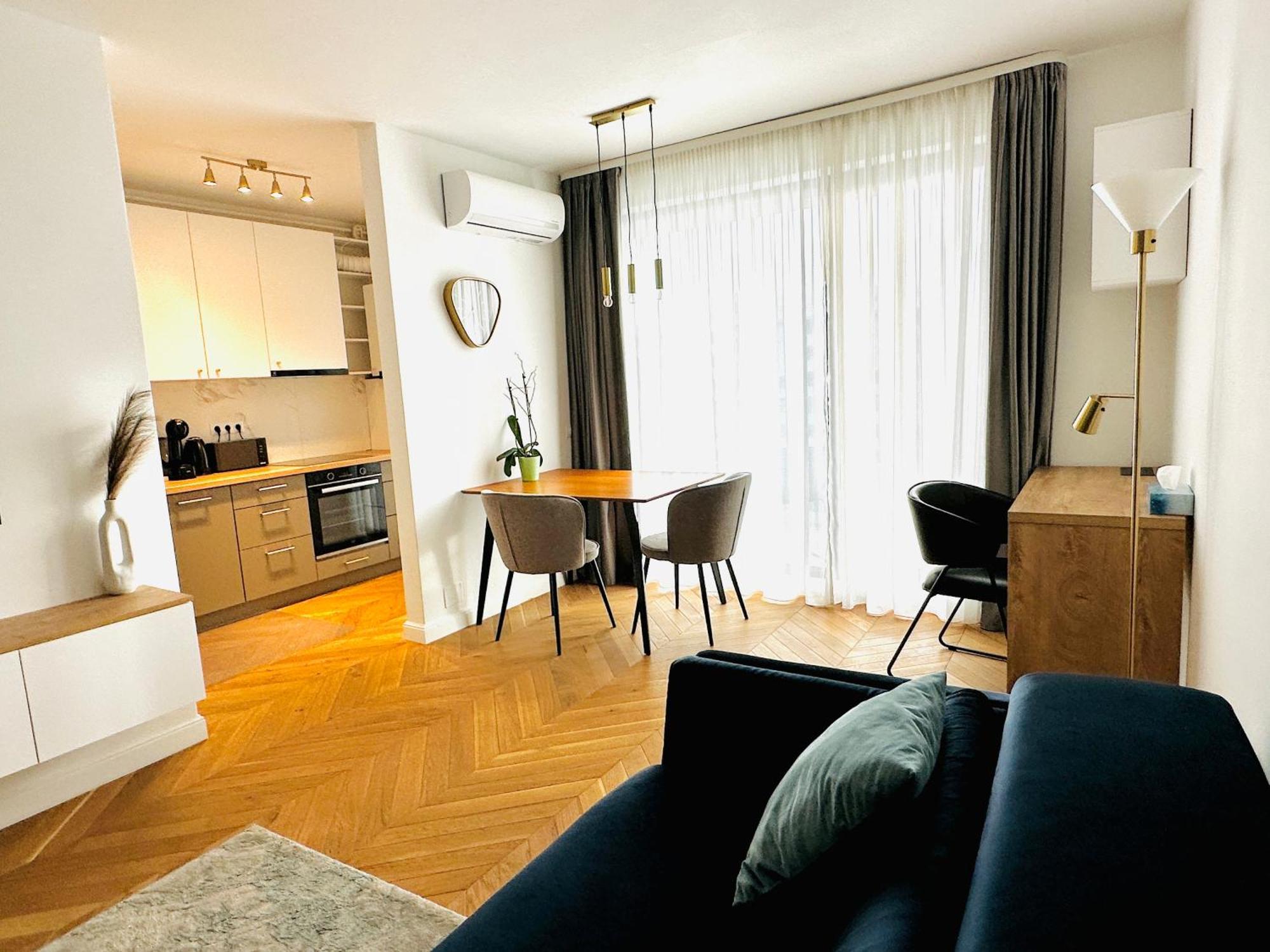 Bel Dom - The Park, Luxury 2 Rooms Apartment With Panorama คลูจ-นาโปกา ภายนอก รูปภาพ
