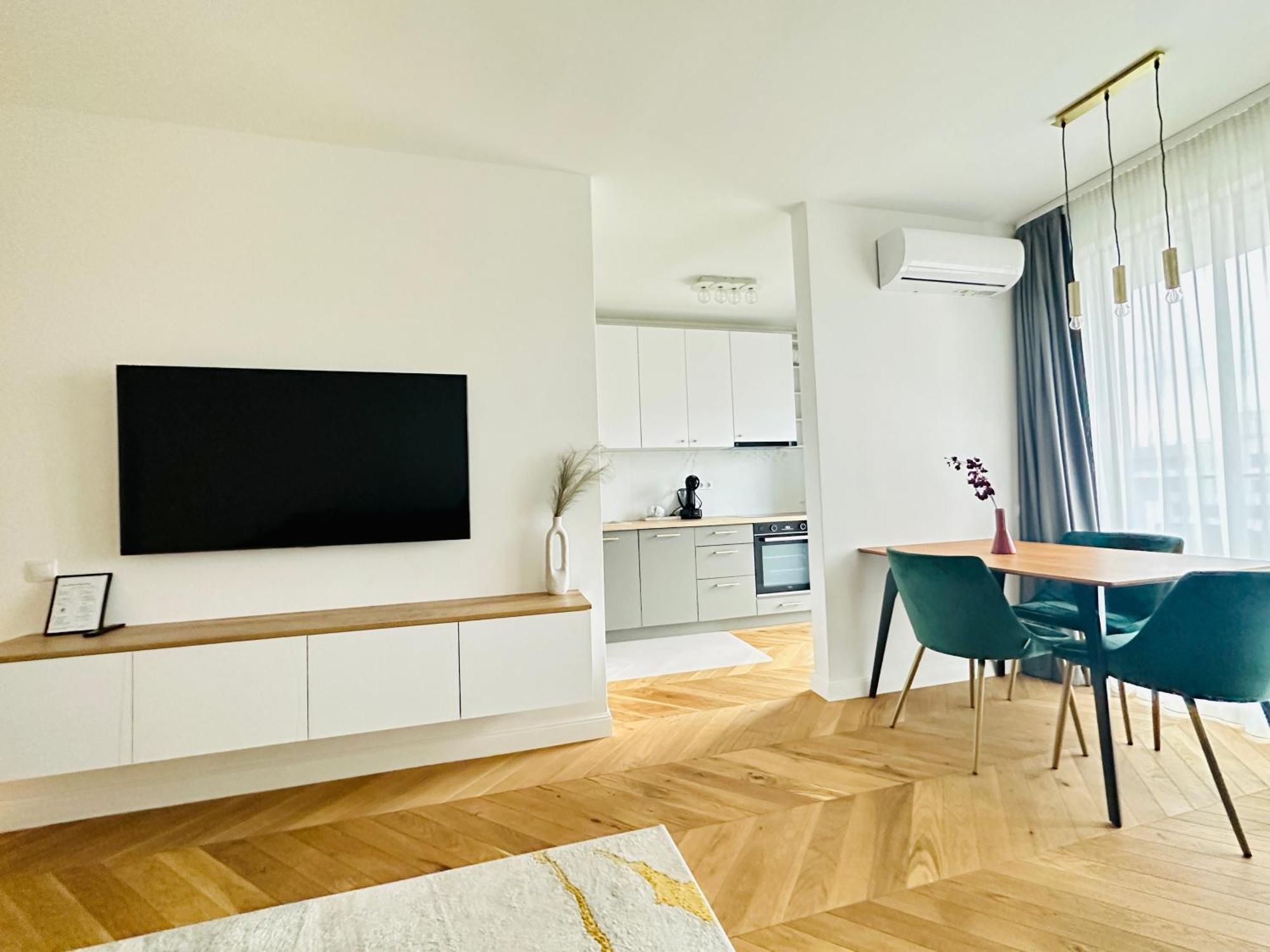 Bel Dom - The Park, Luxury 2 Rooms Apartment With Panorama คลูจ-นาโปกา ภายนอก รูปภาพ